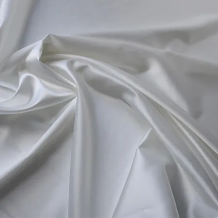 Атлас 102 яично-белый